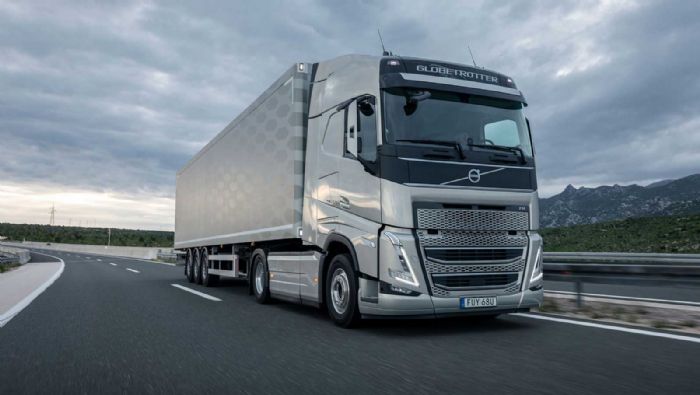 Volvo: Μειώνει την κατανάλωση καυσίμου κατά 18% στα φορτηγά της 