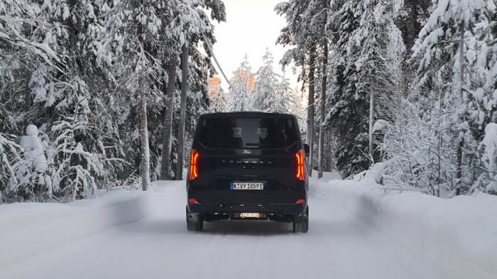 Νέα πατέντα της Ford Pro προσφέρει +10% αυτονομία στα e-Vans της! 