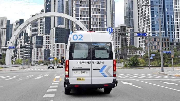 Το αυτόνομο «shuttle-bus» (λεωφορείο κλειστής διαδρομής) θα λειτουργεί σε μία διαδρομή μήκους 6,1 χλμ. στην πόλη Σετζόνγκ της Ν. Κορέας, στην οποία θα υπάρχουν 20 στάσεις για επιβάτες.
