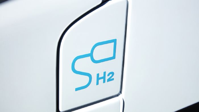«Φουλάρισμα» με υδρογόνο σε 5 λεπτά υπόσχεται το νέο Master Van H2-TECH.