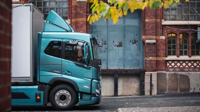 Volvo: 1η στην αναπτυσσόμενη αγορά ηλεκτρικών φορτηγών 