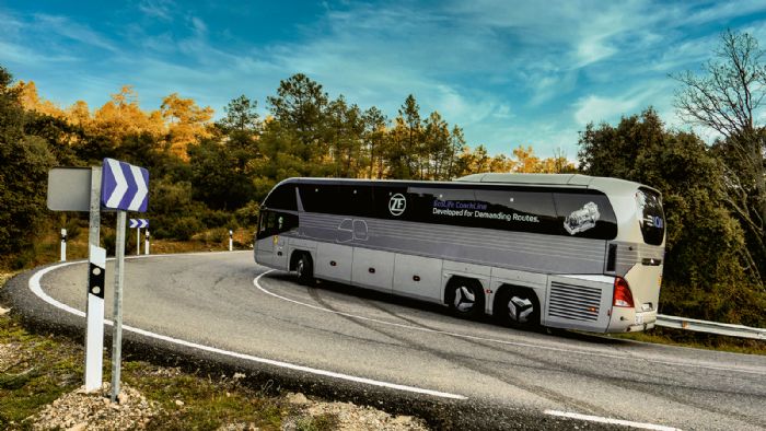 Η ZF λανσάρει το δεύτερης γενιάς αυτόματο κιβώτιο «EcoLife CoachLine» που προορίζεται αποκλειστικά για τουριστικά λεωφορεία (πούλμαν) όλων των ειδών, μεγεθών και χρήσεων.
