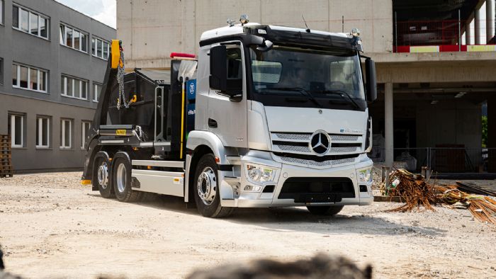 To νέο Mercedes-Benz eActros είναι το πρώτο ηλεκτρικό φορτηγό που εφοδιάζεται με το σύστημα «eWorX» της ZF. 