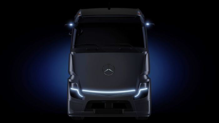 Αυτή είναι η 1η προωθητική εικόνα του πρωτότυπου eActros LongHaul της Mercedes-Benz Trucks, που θα παρουσιαστεί τον Σεπτέμβριο στο πλαίσιο της έκθεσης IAA Transportation 2022.