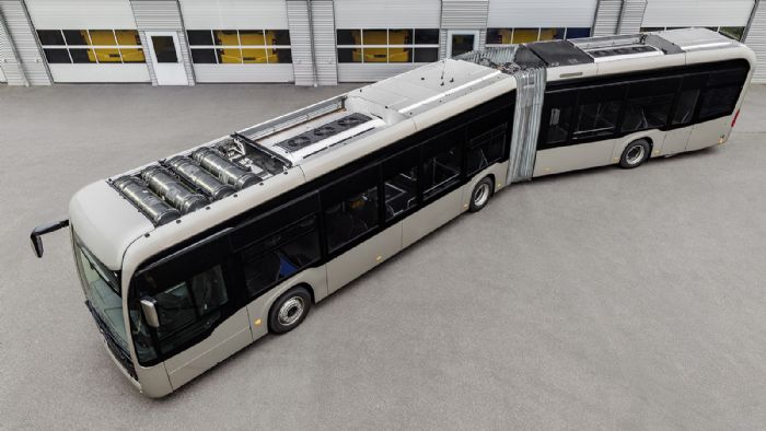 Οι 2ης γενιάς κυψέλες καυσίμου «TFCM2-F-60» διαθέτουν επίπεδο σχεδιασμό ώστε να τοποθετούνται στις οροφές των λεωφορείων, πλάι με τις δεξαμενές υδρογόνου και τις μπαταρίες.