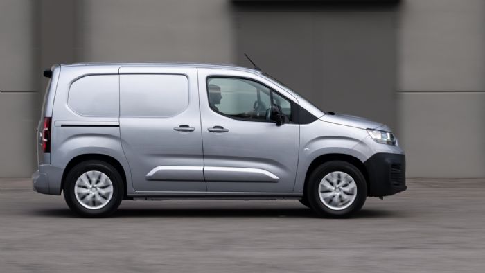 Fiat Doblo Cargo: Το «δεξί» χέρι του σύγχρονου επαγγελματία 