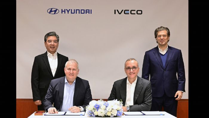 Πάνω αριστερά: Jaehoon Chang, Πρόεδρος & CEO Hyundai Motor Company. Δεξιά πάνω: Gerrit Marx, CEO Iveco Group. Αριστερά κάτω: Ken Ramirez, Αντ/δρος και Επικεφαλής του παγκόσμιου κλαδου Επαγγελματικών Ο