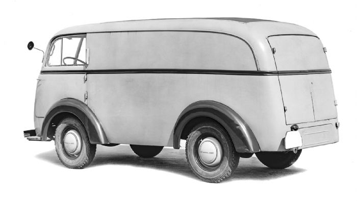 Με πολλά «art deco» στοιχεία στη σχεδίαση του, ήταν από τα πρώτα ενός όγκου ελαφρά επαγγελματικά με το αμάξωμα πάνω από τον κινητήρα (Cab Over Engine). 