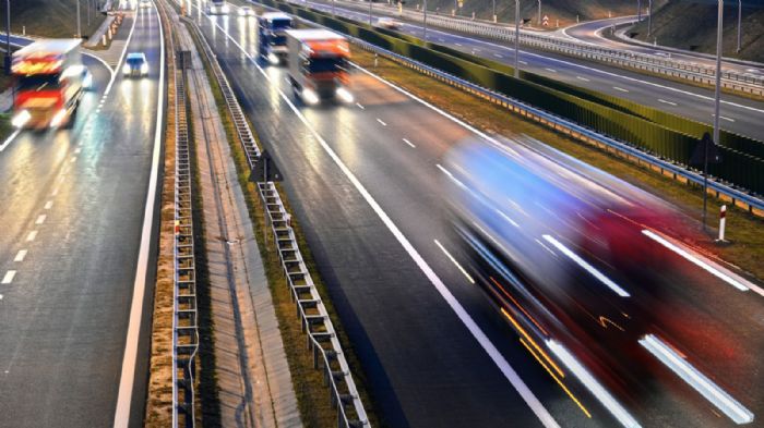 ΕΕ: Οι οδικές μεταφορές ο πιο ευέλικτος τρόπος μεταφοράς εμπορευμάτων 