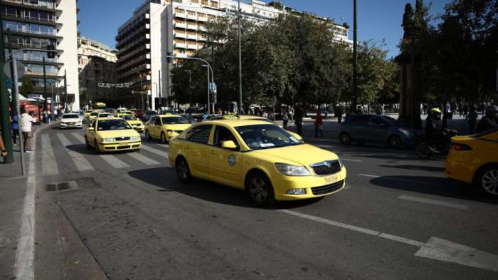 Ξεκίνησαν τα πρόστιμα των 1.000 ευρώ για τα ταξί δίχως POS! 