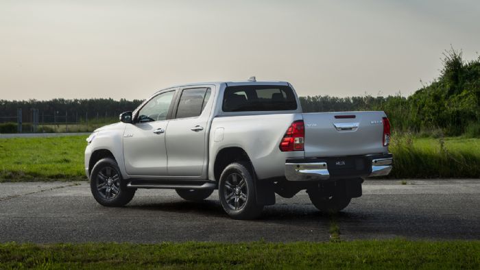 Toyota Hilux: Ο ηγέτης των Pick-Up στην Ελλάδα! 