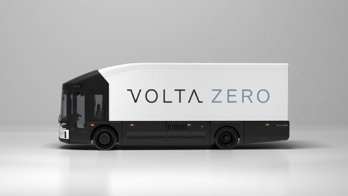 Από το τέλος του 2022, η παραγωγή του Volta Zero θα ξεκινήσει στο Στάγιερ της Αυστρίας, με το ηλεκτρικό φορτηγό, εκτός από την έκδοση των 16 τόνων, να σχεδιάζεται να αποκτήσει και εκδοχές μεικτού βάρους 7,5, 12 και 18 τόνων.
