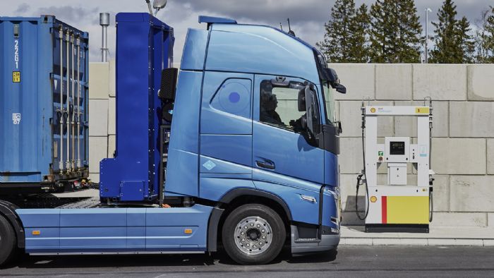 Σημαντικό προσόν του fuel cells φορτηγού της Volvo Trucks θα είναι ο ανεφοδιασμός του με υδρογόνο σε μόλις 15 λεπτά.