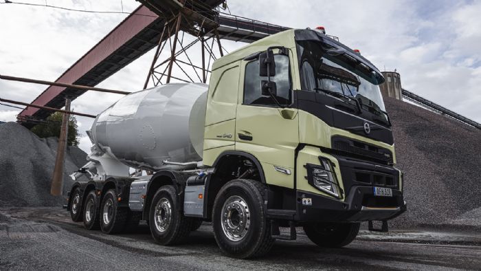Το νέο Volvo FMX είναι σε θέση να υποστηρίξει εφαρμογές με μεικτό βάρος συρμού έως και 150t. 