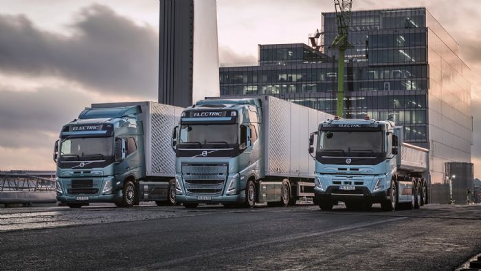 Τα τρία νέα ηλεκτρικά Volvo Trucks, FM, FMX και FH Electric θα ξεκινήσουν να παράγονται το φθινόπωρο. Οι παραγγελίες ωστόσο ξεκίνησαν...