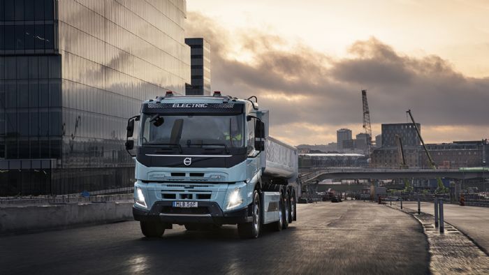 Με έξι συνολικά μοντέλα, η Volvo Trucks διαθέτει την πιο ευρεία γκάμα ηλεκτρικών φορτηγών της αυτοκινητοβιομηχανίας (στη φωτό το FΜΧ Electric).