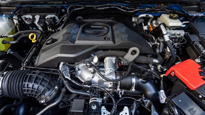 Ο V6 πετρελαιοκινητήρας των 3,0λτ. αποδίδει 240hp και 600Nm ροπής από τις 1.750 σ.α.λ. 