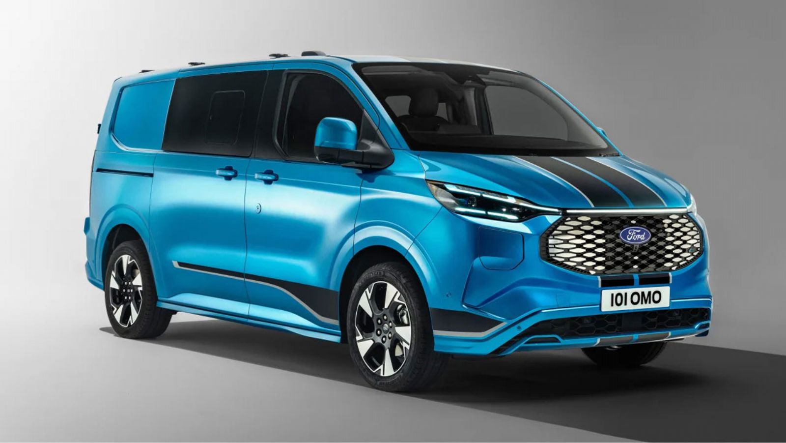  Ford E Transit Custom 380 