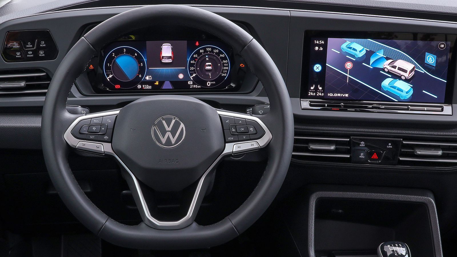 Το πλήρως ψηφιακό κόκπιτ «Innovision Cockpit» του νέου VW Caddy.