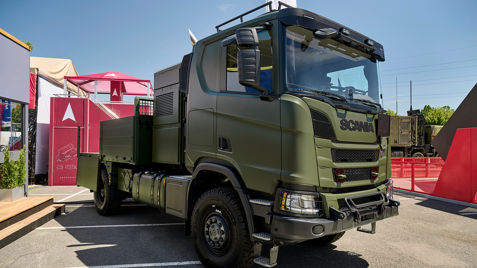 Scania: Το πρώτο υβριδικό στρατιωτικό φορτηγό σε δοκιμές 