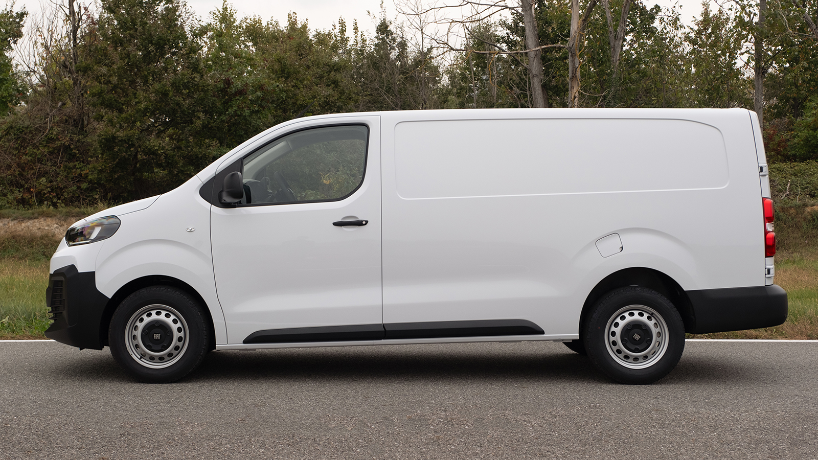 Το Fiat Scudo MY27 αποκτά απλούστερη γκάμα τριών εκδόσεων, με επιλογές για διαφορετικές επαγγελματικές ανάγκες. Το Fiat Scudo MY27 αποκτά απλούστερη γκάμα τριών εκδόσεων, με επιλογές για διαφορετικές επαγγελματικές ανάγκες.