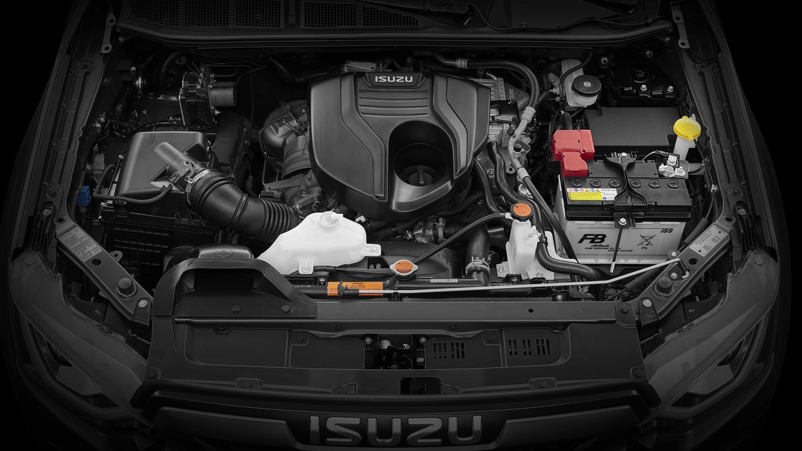 Ο αποδοτικός και αθόρυβος πετρελαιοκινητήρας των 1,9 λτ. της Isuzu φέρει πολλαπλές δομικές αναβαθμίσεις και ηλεκτρονικά ελεγχόμενο turbo.