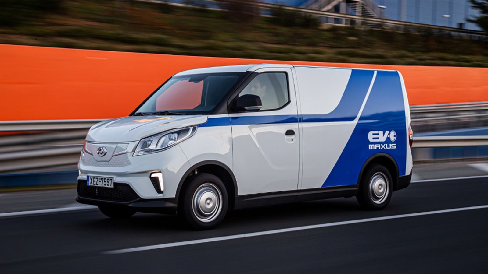 Το Maxus eDeliver 3 θα διατίθεται με νέα μπαταρία 50,23kWh από τον Απρίλιο και στην Ελλάδα.