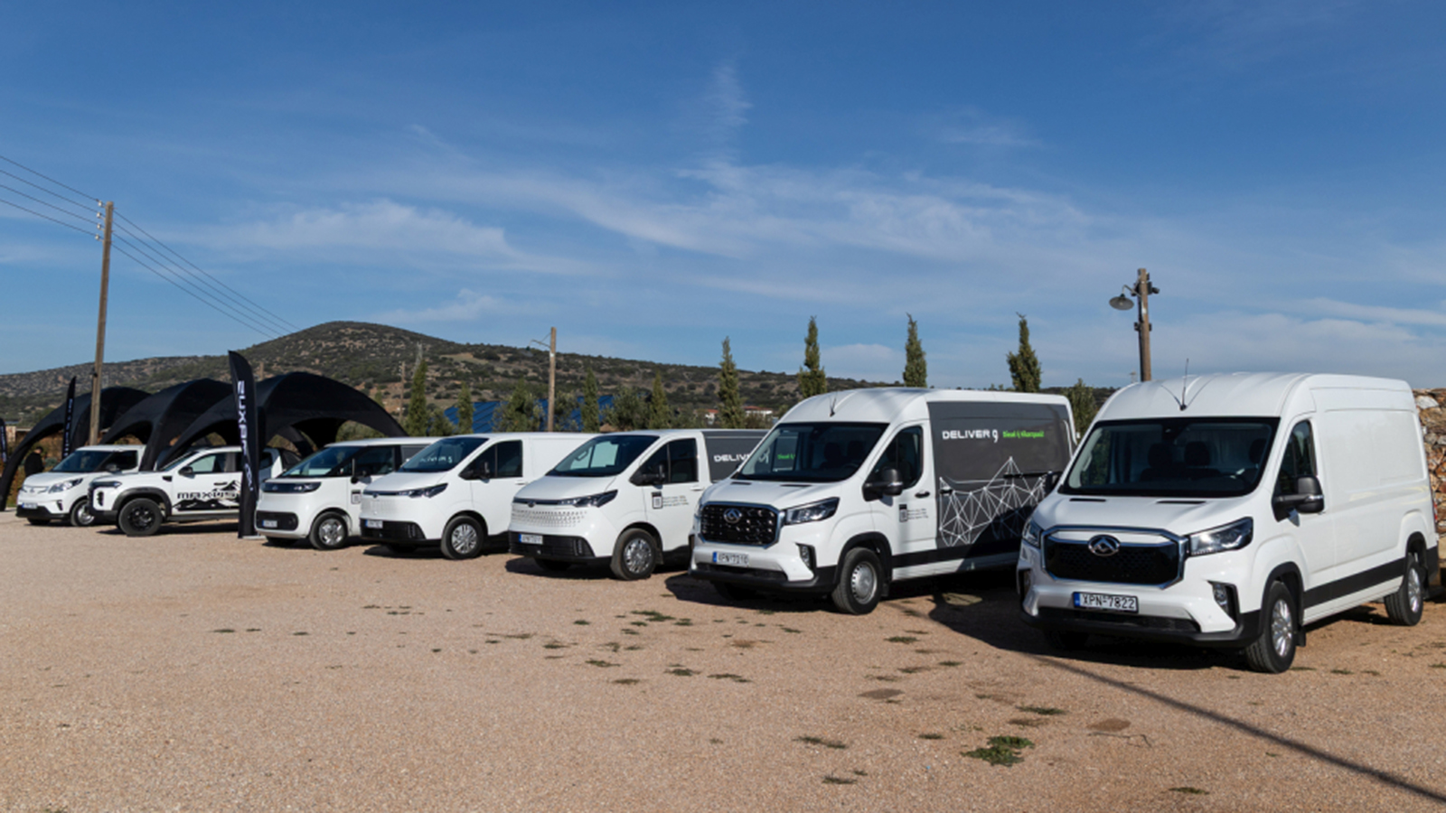 Η πληρέστατη γκάμα των Vans της Maxus περιλαμβάνει πετρελαιοκίνητες ή αμιγώς ηλεκτρικές λύσεις σε όλες τις κατηγορίες ελαφρών επαγγελματικών. Η πληρέστατη γκάμα των Vans της Maxus περιλαμβάνει πετρελαιοκίνητες ή αμιγώς ηλεκτρικές λύσεις σε όλες τις κατηγορίες ελαφρών επαγγελματικών.