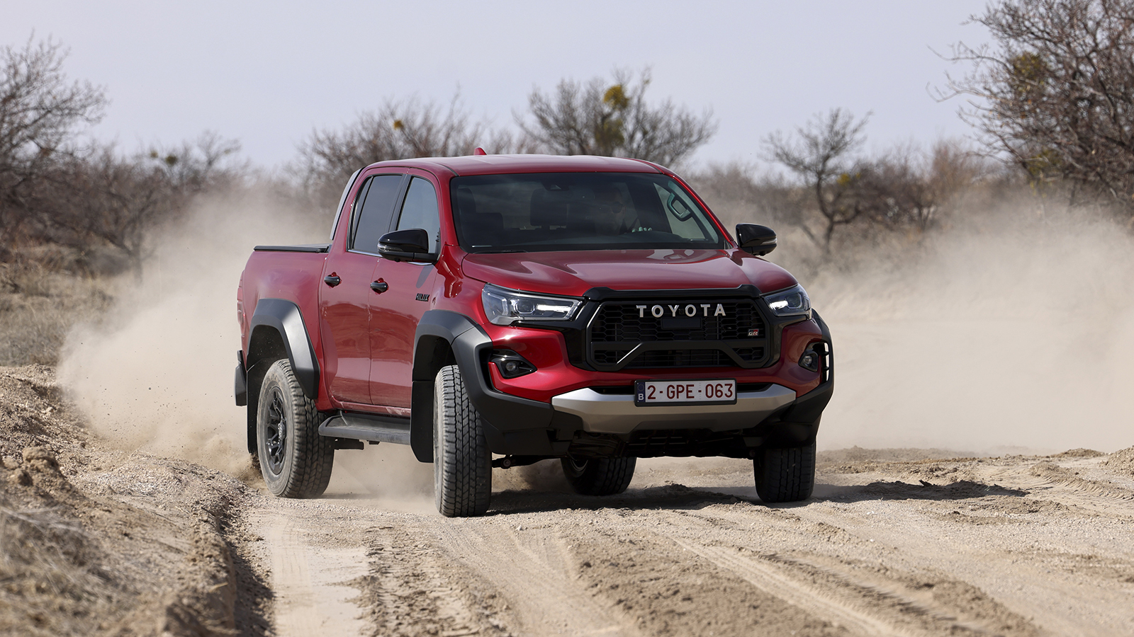 To Τοyota Hilux κατέχει μερίδιο 20,2%(!) επί του συνόλου της ελληνικής αγοράς ελαφρών επαγγελματικών οχημάτων για το 2μηνο του 2025. To Τοyota Hilux κατέχει μερίδιο 20,2%(!) επί του συνόλου της ελληνικής αγοράς ελαφρών επαγγελματικών οχημάτων για το 2μηνο του 2025.
