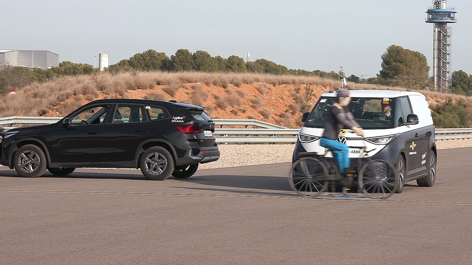 Οι δοκιμές του οργανισμού Euro NCAP και οι πιέσεις της ΕΕ, είχαν ως αποτέλεσμα τον εμπλουτισμό του εξοπλισμού των Vans με πολλά νέα συστήματα ADAS. Οι δοκιμές του οργανισμού Euro NCAP και οι πιέσεις της ΕΕ, είχαν ως αποτέλεσμα τον εμπλουτισμό του εξοπλισμού των Vans με πολλά νέα συστήματα ADAS.