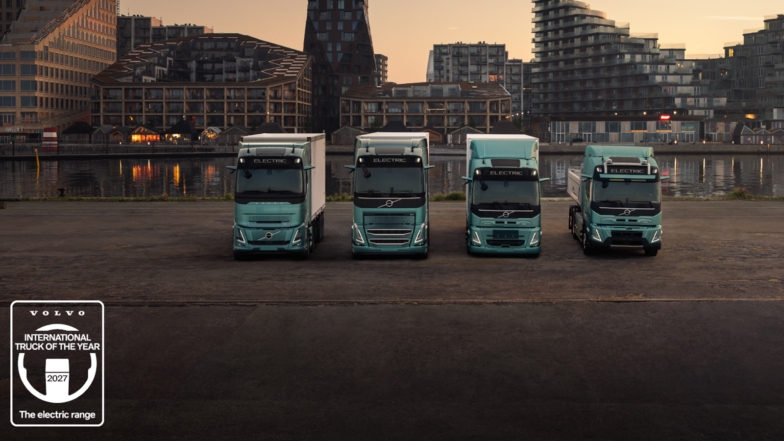 Η βραβευμένη ηλεκτρική γκάμα της Volvo Trucks περιλαμβάνει τέσσερα βαρέα μοντέλα για διαφορετικές μεταφορικές εφαρμογές. Η βραβευμένη ηλεκτρική γκάμα της Volvo Trucks περιλαμβάνει τέσσερα βαρέα μοντέλα για διαφορετικές μεταφορικές εφαρμογές.