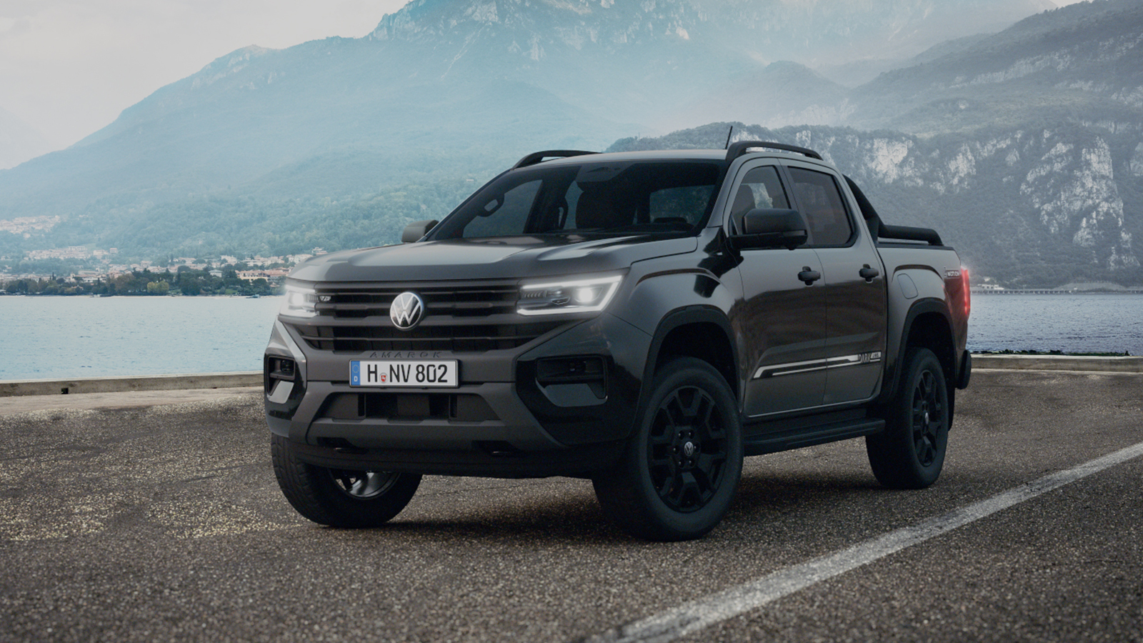 Το Amarok Dark Label ξεχωρίζει με μαύρη X σχεδίαση εμπρός και ματ ζάντες 20 ιντσών.
