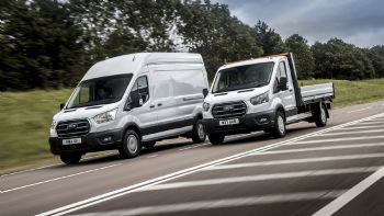 Τα ηλεκτρικά Ford E-Transit πιάνουν δουλειά