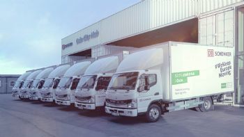 Logistics με ηλεκτρικά FUSO eCanter