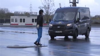       Van   ; 