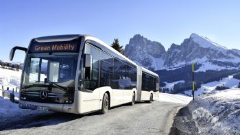 Το ηλεκτρικό Mercedes eCitaro G στα 2.000μ. (+vid)