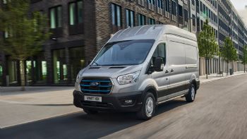    Ford Transit  317km 