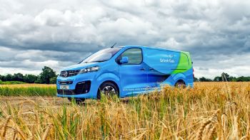 Παραγγελία 1.000 Vauxhall Vivaro-e! 