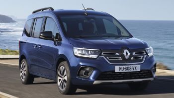 Νέο 5θέσιο ηλεκτρικό Renault Kangoo με πορτμπαγκάζ 2.500 λτ.!