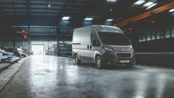 Νέοι Euro 6.2 κινητήρες για το Peugeot Boxer