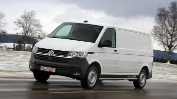 Ξεκινά η εμπορική πορεία του VW eTransporter 6.1