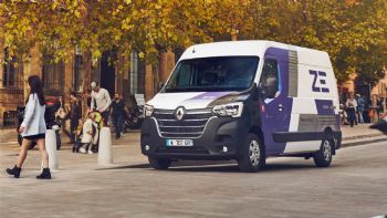 Μεγαλύτερη αυτονομία για το ηλεκτρικό Renault Master