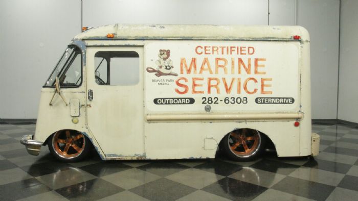 Η «Restomod» μετατροπή πραγματοποιήθηκε σε ένα Grumman Kurbmaster Step Van του 1962, που πωλείται για 109.995 δολάρια! 