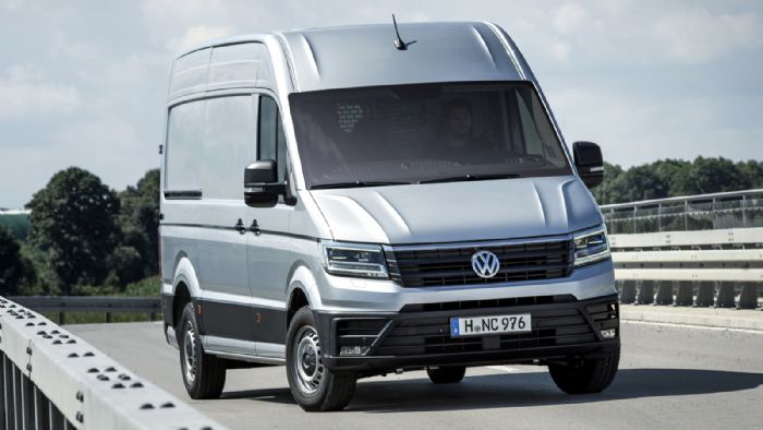 VOLKSWAGEN</b>  Crafter  Van L3H2 35 2.0 TDI 140hp A8 - 