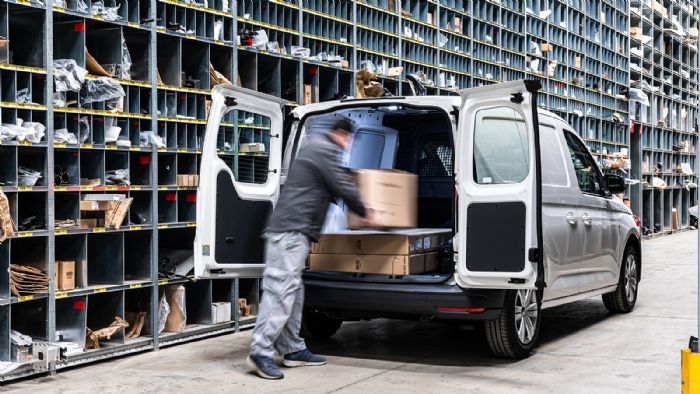 Το νέο VW Caddy Van μπορεί να φιλοξενήσει φορτία συνολικού όγκου έως και 3,7 κ.μ. 