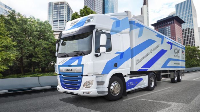 H DAF Trucks θα προσφέρει το CF Electric ως τράκτορα με αναβαθμισμένες μπαταρίες ιόντων λιθίου που έχουν πλέον χωρητικότητα 350 kWh (από 170 kWh).