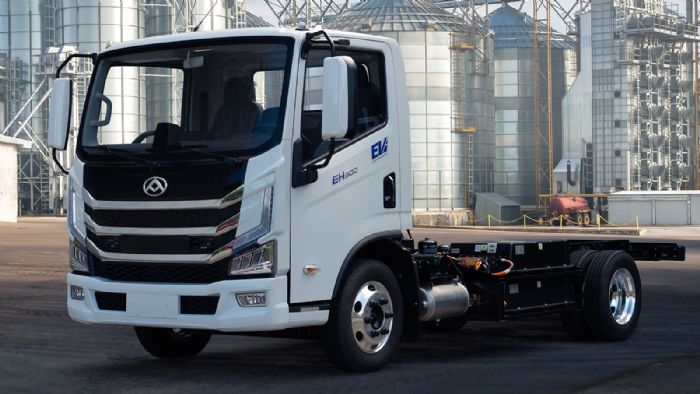 Το Maxus EH300 είναι ένα νέο ηλεκτρικό ελαφρύ φορτηγό που προστίθεται στη γκάμα της εταιρείας για τις διάφορες αγορές της ΕΕ. 