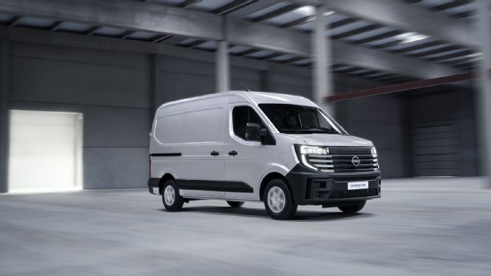 NISSAN</b>  Interstar  Van L2H2 Navi - 