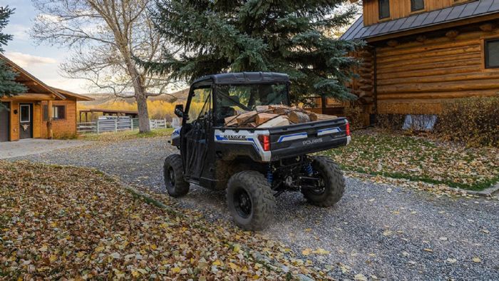 Το απόβαρο του ηλεκτρικού Pick-Up της Polaris είναι 785 κιλά και το ωφέλιμο φορτίο ορίζεται στα 680,4 κιλά. 