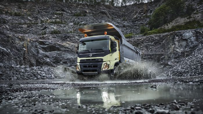 10 χρόνια επέτειας επιτυχίας για το Volvo FMX (+ vids)